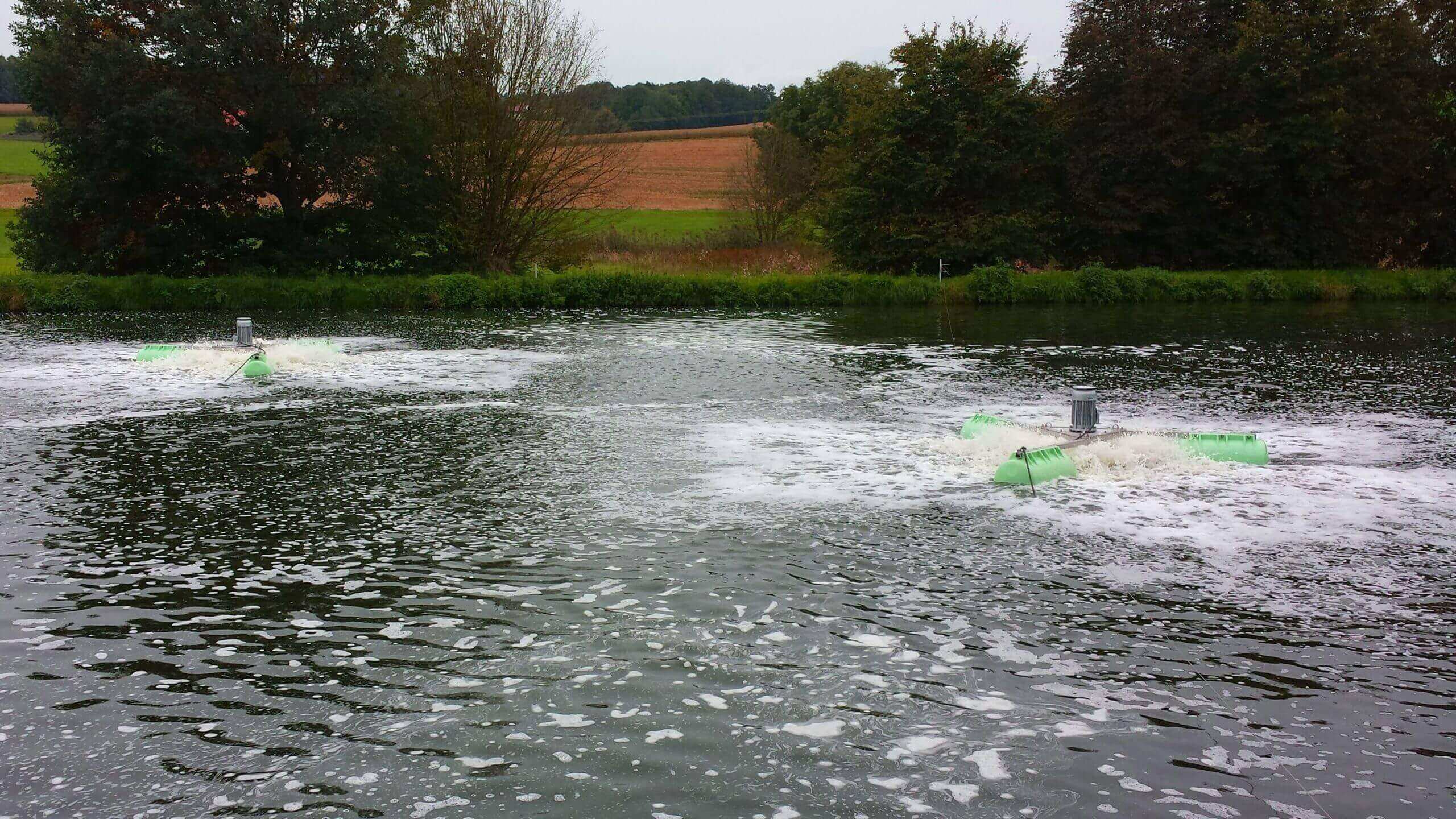 Nachrüstung in Abwasserteichen mit geringer Wassertiefe